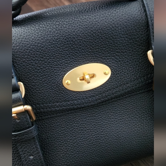 Black Shoulder Bag - Picture 5 of 5